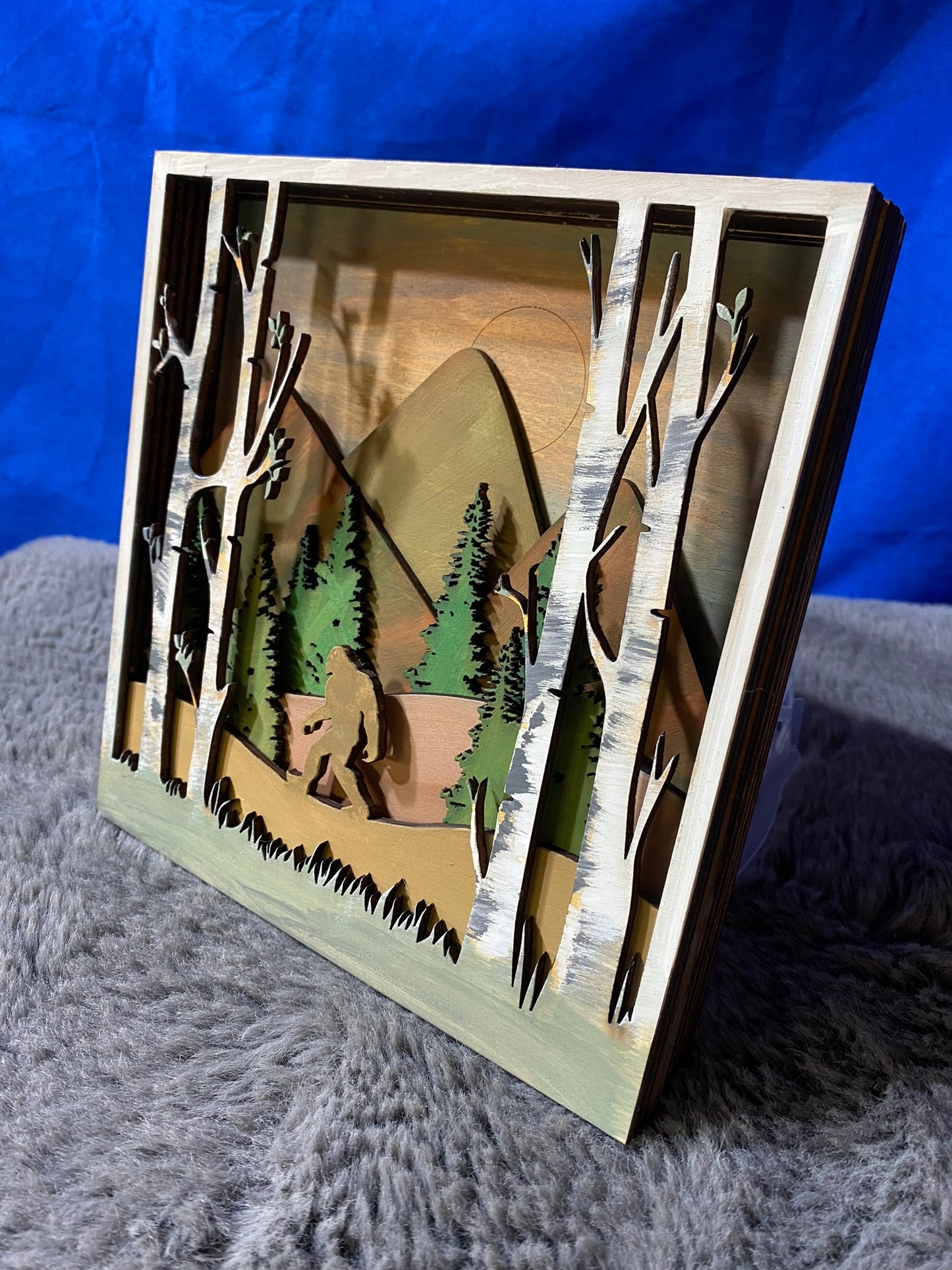 Layerd Wood Bigfoot Scene box